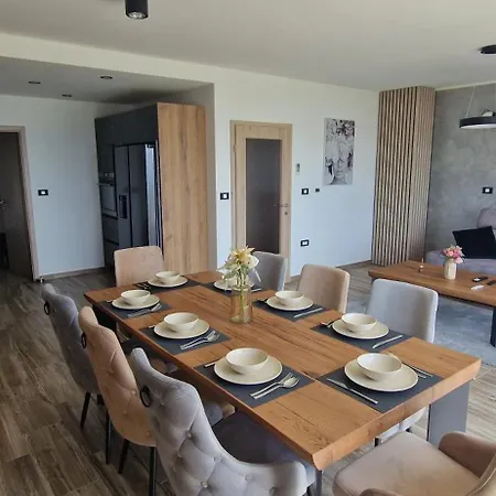 Elm Villa *